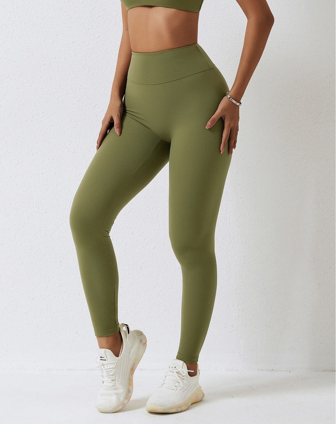 SvelteFlow Scrunch Leggings Leggings Starlethics Olive Green S