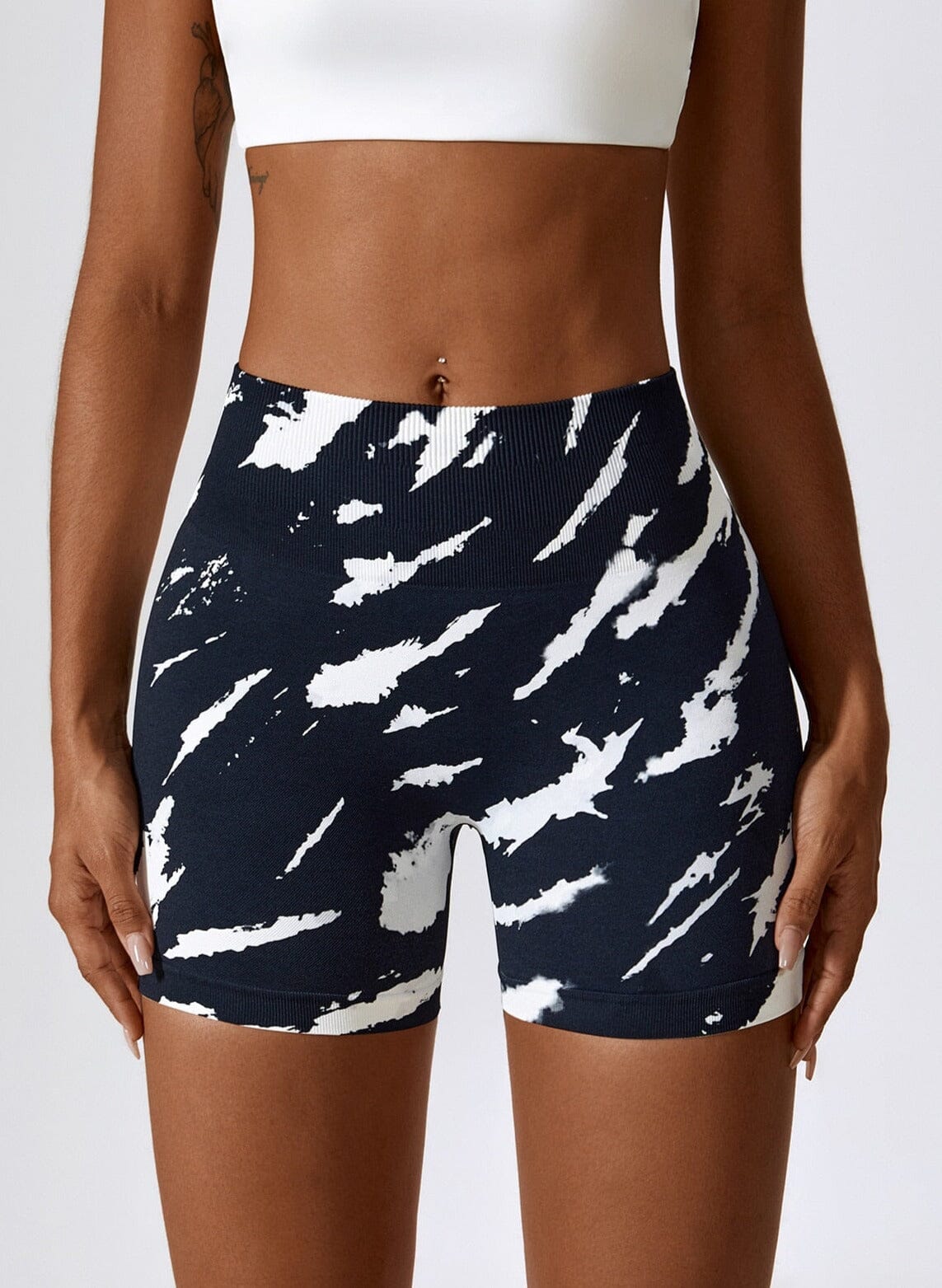 Ease Printed Seamless Shorts Shorts Starlethics Painted White S