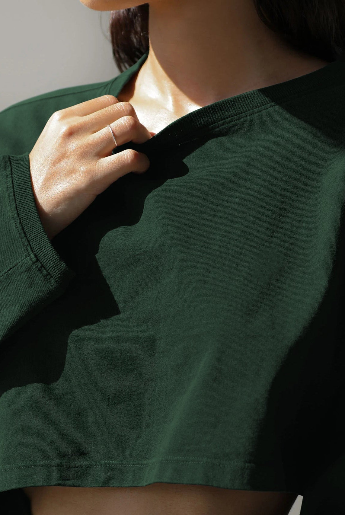 Emblem Long Sleeves Crop Top Top Starlethics