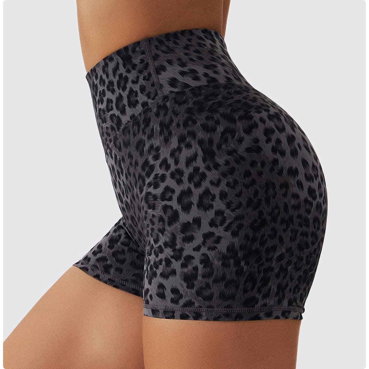 Chic Leopard Shorts Activewear Truetights