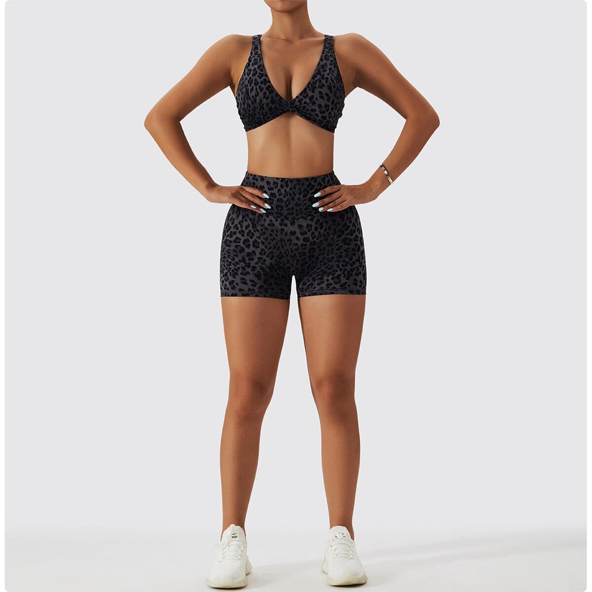 Chic Leopard Shorts Activewear Truetights