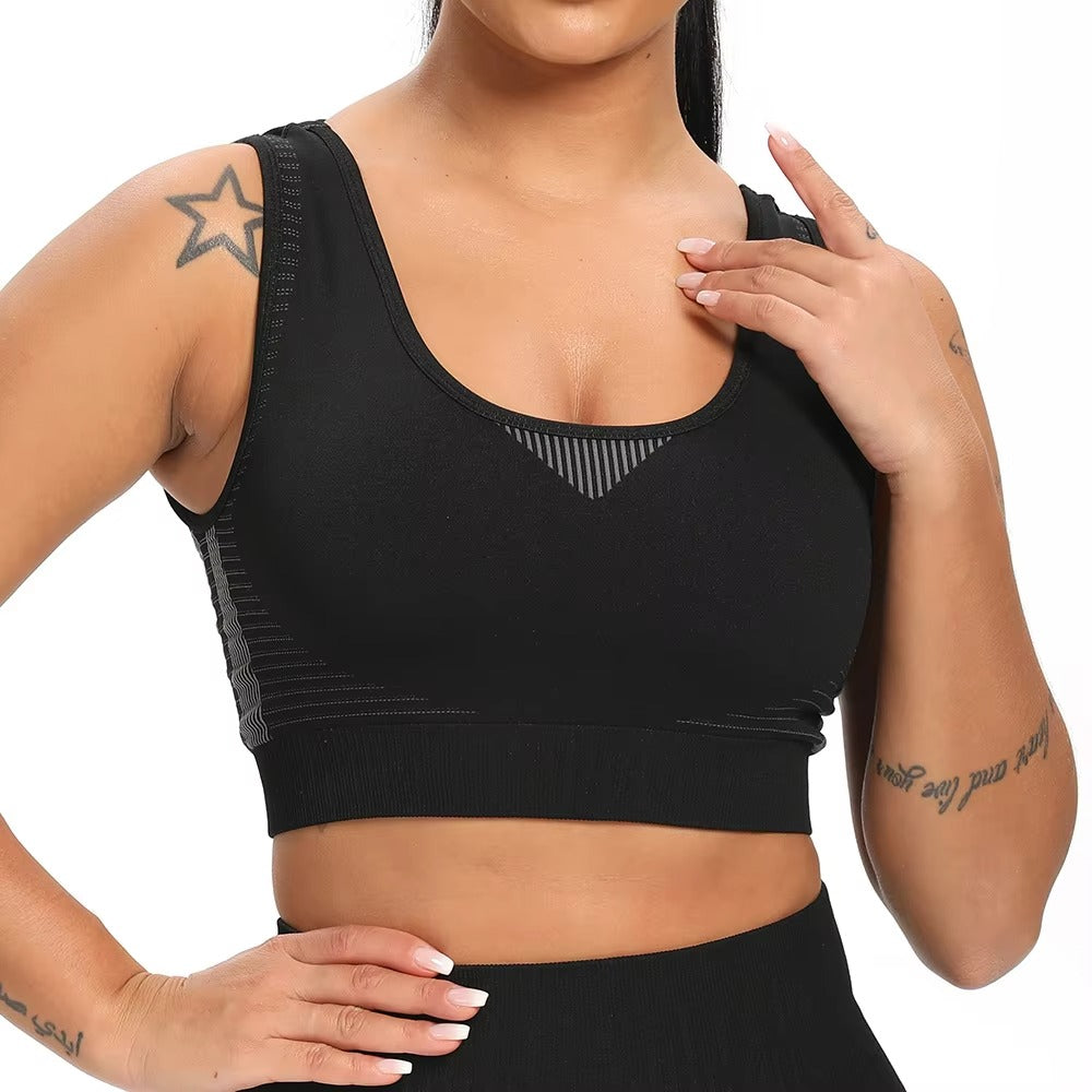 Opus Seamless Sports Bra – Model View 6 | Starlethics Activewear