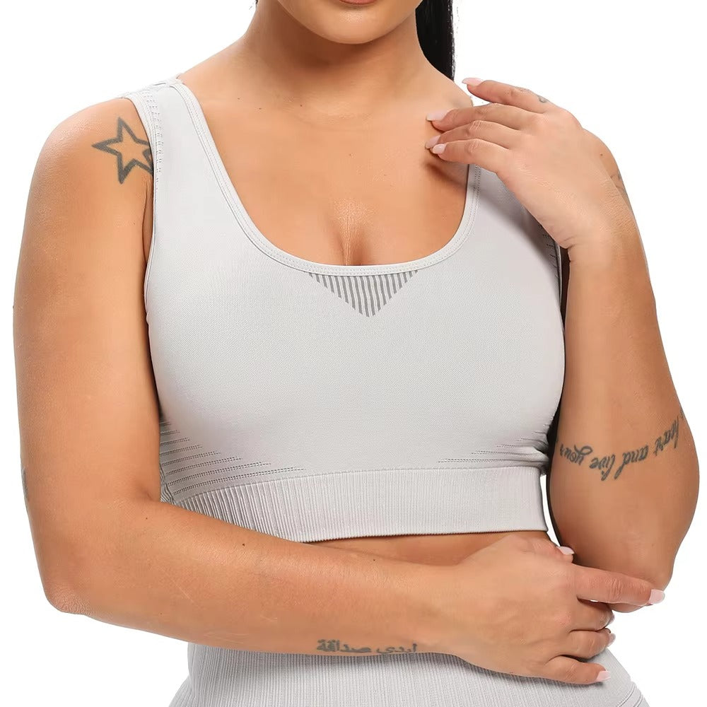 Opus Seamless Sports Bra – Model View 11 | Starlethics Activewear