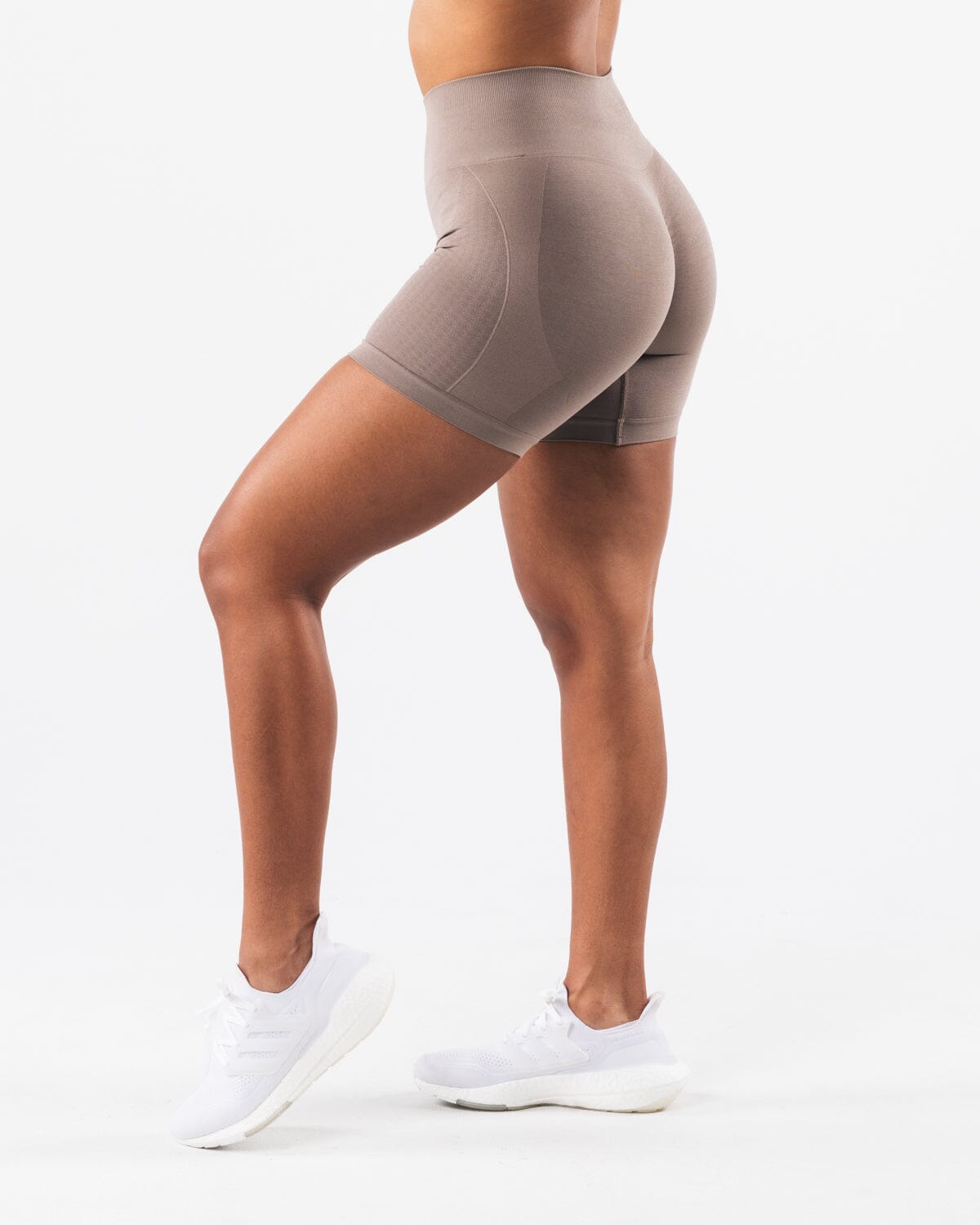 Upbeat Seamless Jacquard Shorts Shorts Starlethics Mocha XS 