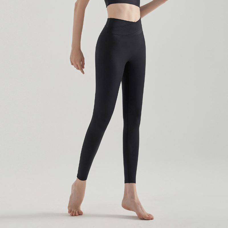 Peak Performance Two-Tone Leggings Leggings Starlethics Black S 