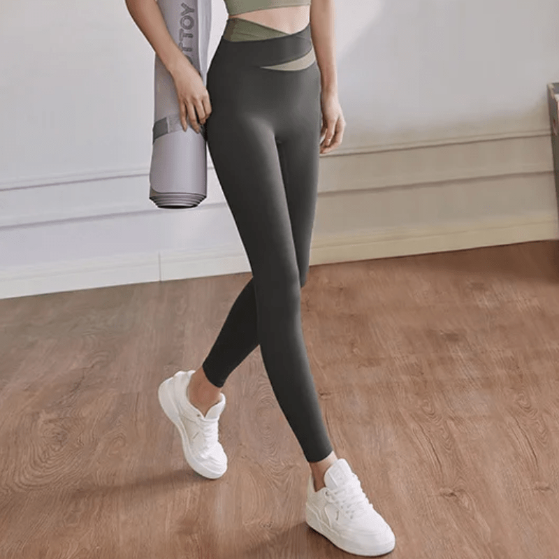 Peak Performance Two-Tone Leggings Leggings Starlethics Green S 